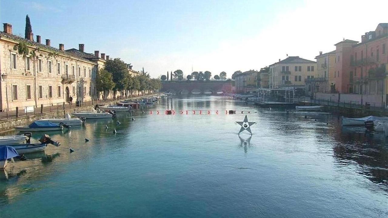 Appartamento Peschiera Peschiera del Garda Exterior foto